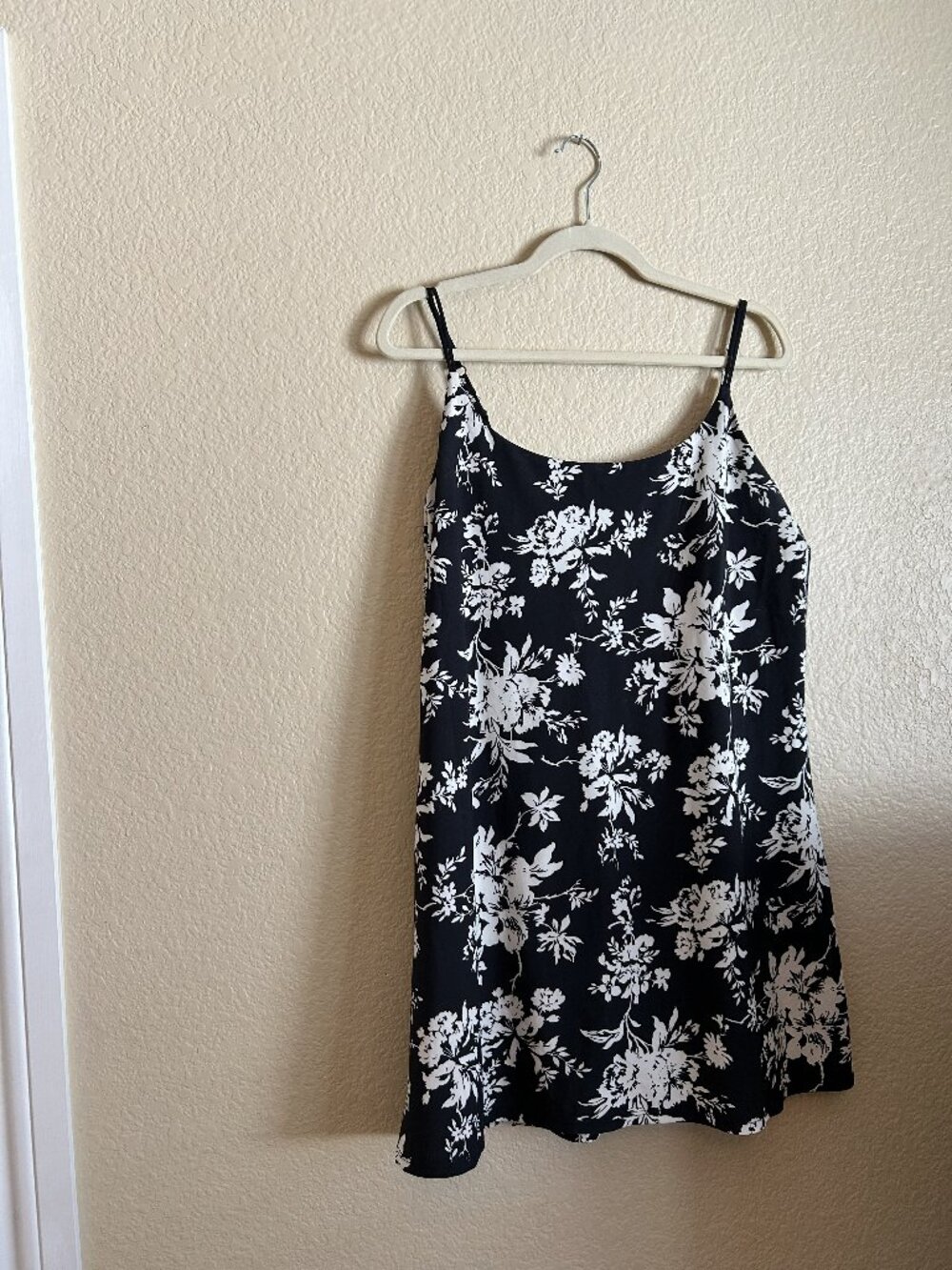 Abercrombie & Fitch Black Floral Workout Dress with Built-In Shorts, Size L